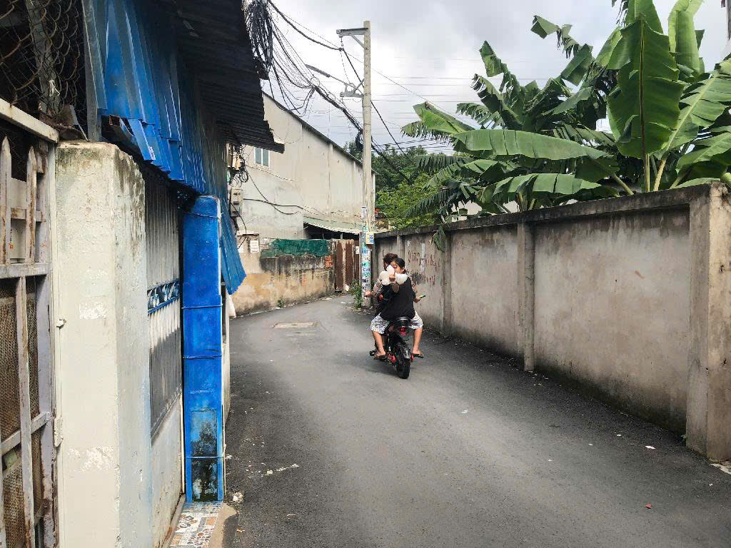 nhà chủ cho đất thì bán rẻ